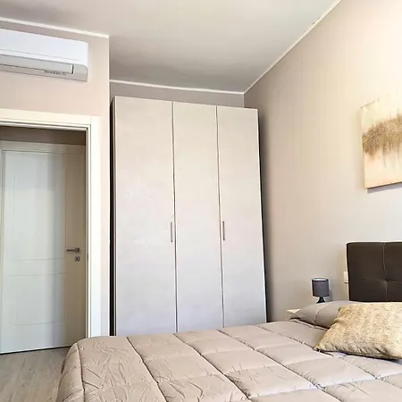 Maison Del Ducato Correggio Appartement *